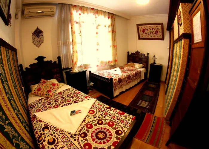 Homeros Pension & Guesthouse
